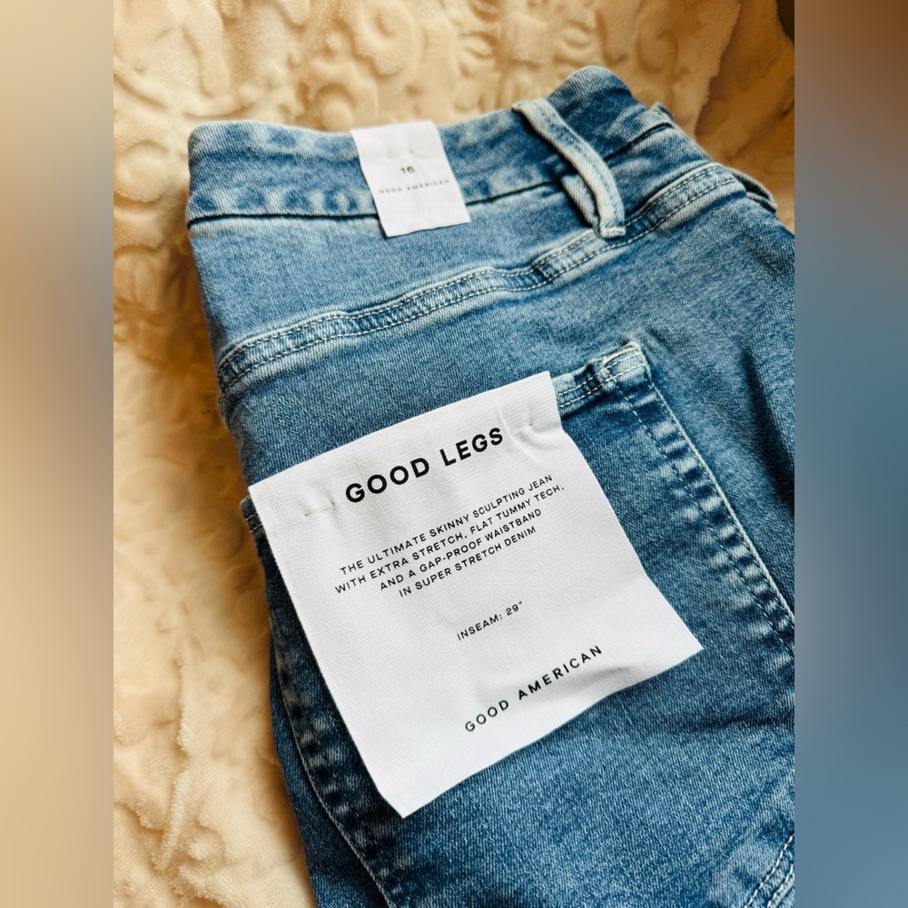 NWT Good American Good Legs Distressed Medium Indigo Wash Sz 16